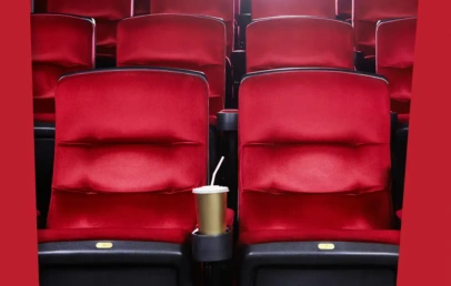 Zašto su sedišta u bioskopu crvene boje